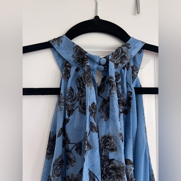 Torrid Clip Chiffon Mock Neck Halter - Picture 5 of 10